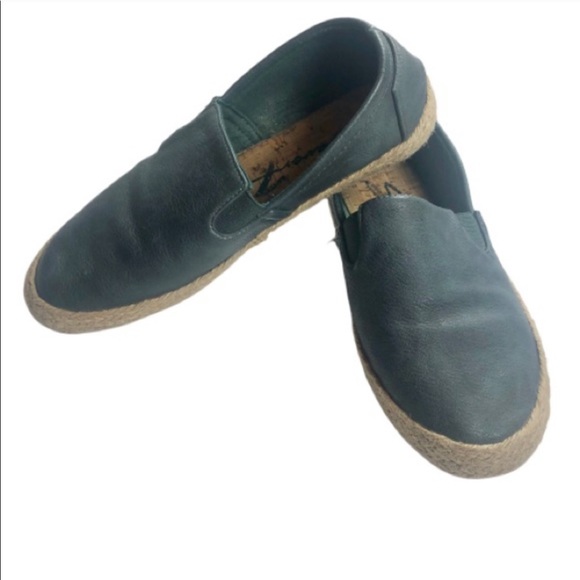 7 For All Mankind Shoes - 4/$25 7 For All Mankind Slip On Shoes- 8